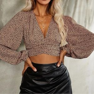 polka dot top, cropped size small